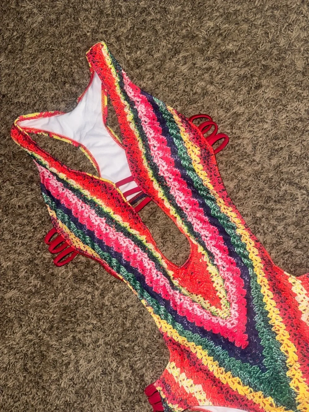 Swimsuit - Picture 2 of 4